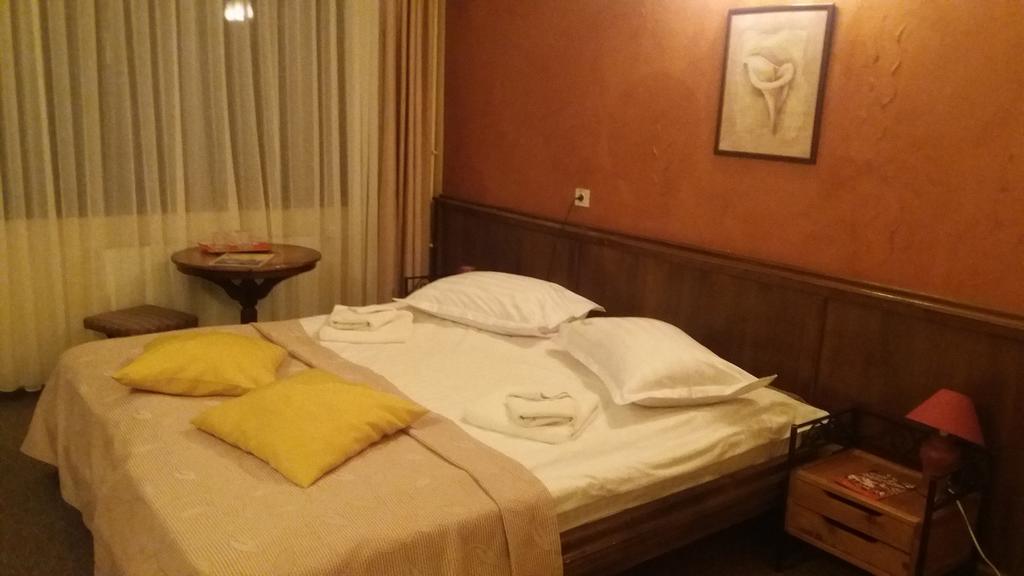 بْريدال Hotel Zada المظهر الخارجي الصورة