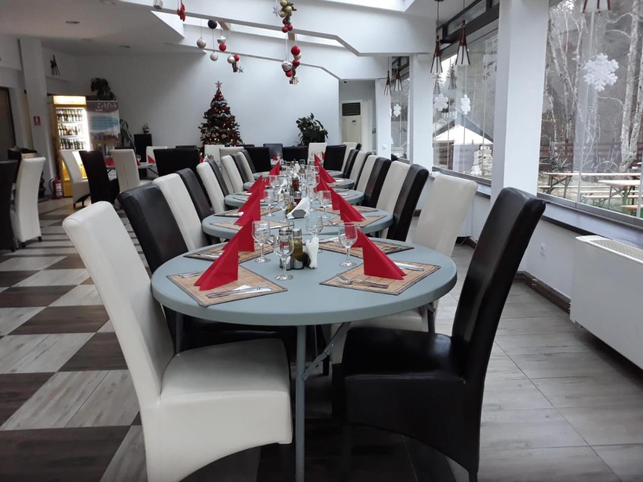 بْريدال Hotel Zada المظهر الخارجي الصورة